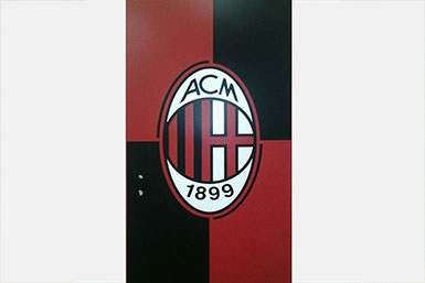 AC Milan als Türblatt für einen „angefressenen“ Fan des Fussballclubs